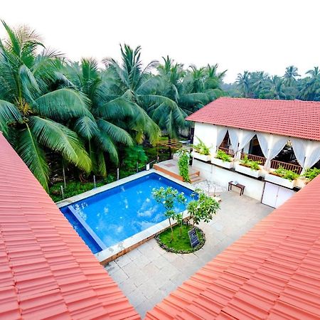 Bougainvillea Hotell Alībāg Exteriör bild