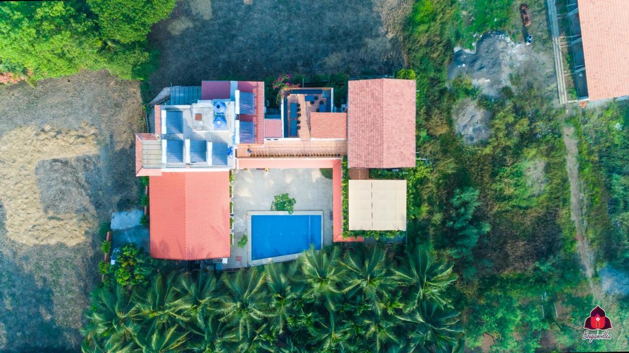 Bougainvillea Hotell Alībāg Exteriör bild